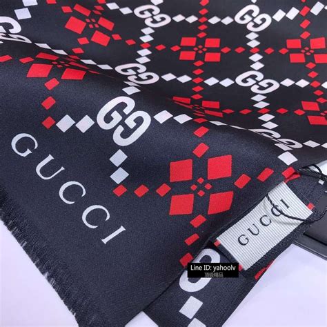 gucci 絲 巾